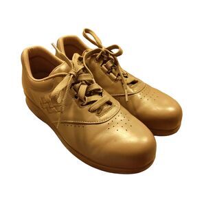 SAS free time Shoes womens Size 7 N tan leather walking Tri-Pad Comfort